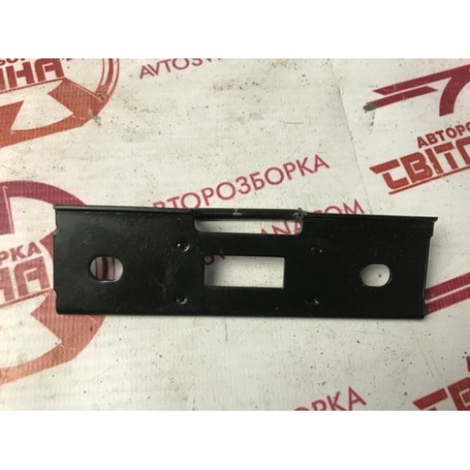 Петля замка бардачка Ford Connect 2002-2013 5081567